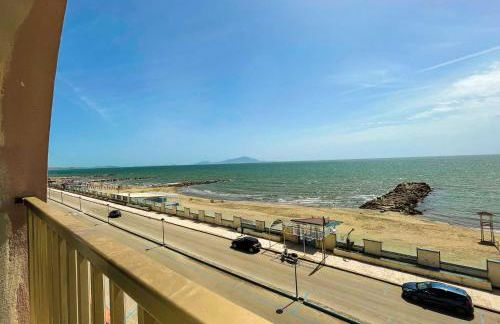 Athena Sea front Apartment, Parking & Pool - Foto 36