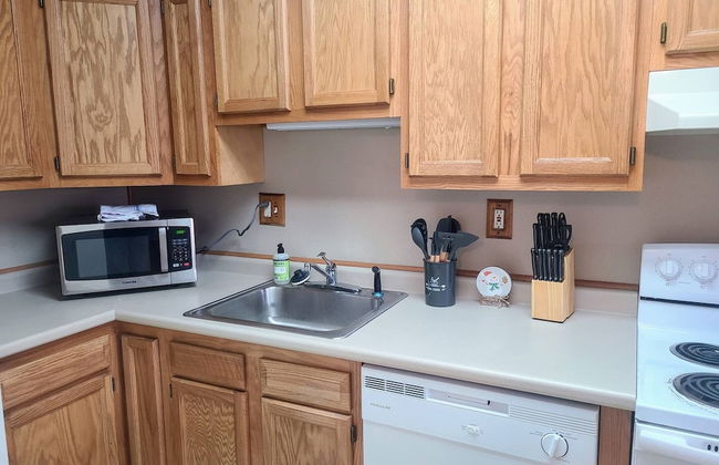 Modern 1BR Retreat in Elkins Park - Long Term - Foto 8