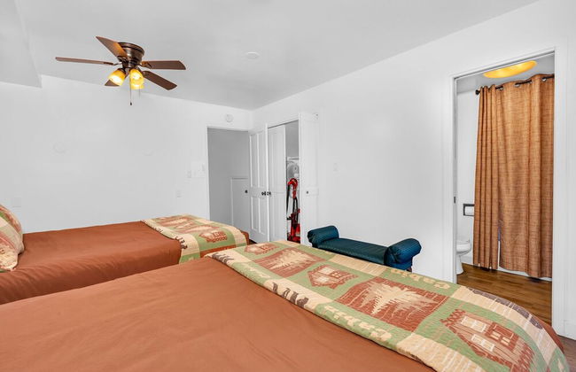 Timber Lodge Yosemite Enveloped in Nature! - Foto 6