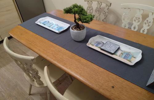 Beautiful 3-Bed Bungalow Kessingland rural retreat - Photo 3