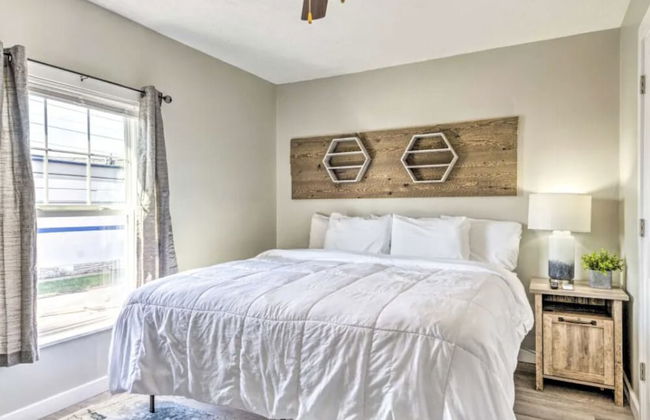 Urban Chic Townhome Near Downtown - Foto 8