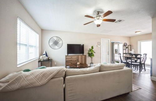 Apollo Beach Retreat - 3BR - Pool - Backyard -BBQ - Foto 30