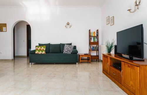 cozy sunny peaceful flat with swimming pool - Foto 6