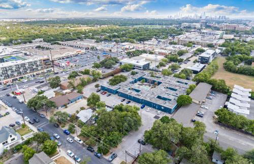 The Red Room - Foto 36