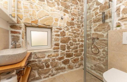 Amazing Home In Ugrinic - Foto 27