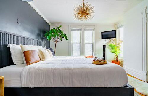 Jungle House Luxury Homes - Columbus Downtown Short North - Steps to Convention Center & Nationwide Arena - Sleeps up to 11 - Free Parking - Over 5,800 Five Stars - Foto 72