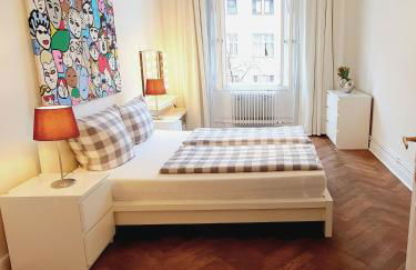 Apartment 3 large rooms with 2 separate bedbrooms close to city centre near Kudamm and KaDeWe - Foto 16