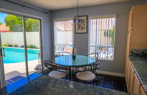 Luxury 1900 SQ FT House Huge 46 FT Pool & Hot SPA - Foto 7