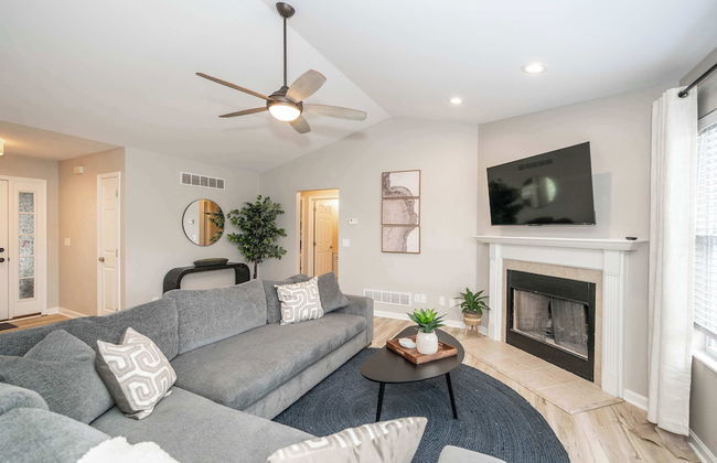 Poolside Paradise Near the Ark - Foto 27