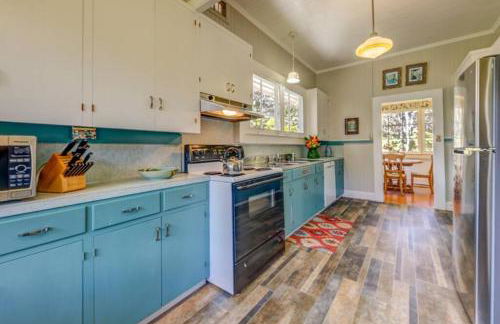 Ola'a House by Volcano Heritage Cottages - Photo 30