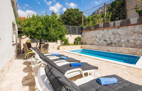 2 Bedroom Stunning Home In Desne - Foto 10