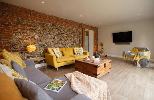 City to Country Retreat Luxury Cottage with Hot Tub - Foto 36