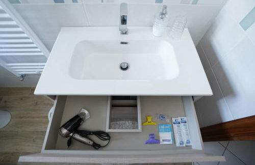 La casa di Azzurra Centro Città Appartamento fino a 4 posti letto e 2 bagni - Foto 31