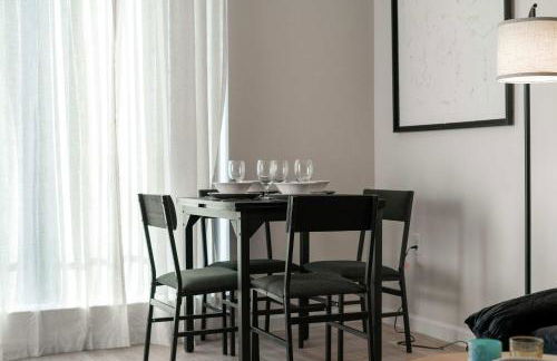 Riviere 2BR Apartment Pet Friendly Oasis Sleeps 6 Close to Epic Universe Pool & Gym - Foto 20