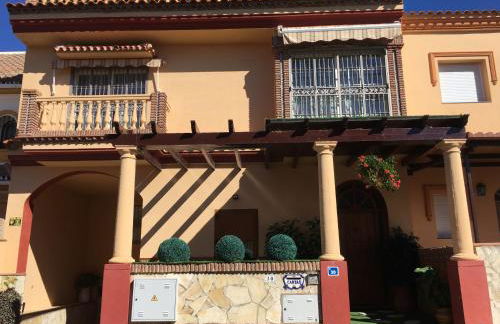 Apartment with private patio - Photo 39