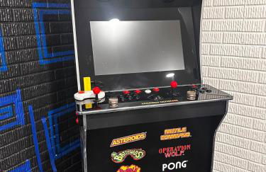 Ankenys Best Hot tub Theatre Room Game Room - Foto 76