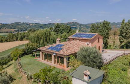 Villa San Lorenzo - Hilltop Villa With Private Pool, Jacuzzi & AirCO - Photo 8