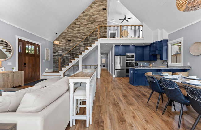 Blue Heron by Avantstay Lakefront Dock Pool Theater Sleeps 22 - Foto 18