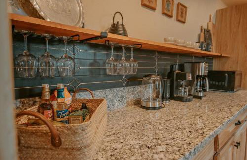 Grandma's Old Town Adobe House! Private Hot Tub-Close to Old Town-Pet Friendly-No Pet Fee! - Foto 29