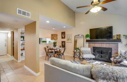 College Station Gem with Pool Access Near University - Foto 5