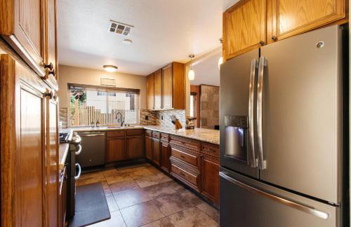 Fabulous Oasis in Las Vegas with Tesla Charger - Foto 30