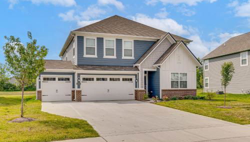 16 Mi to Indianapolis Group Getaway with Pool Table - Photo 3