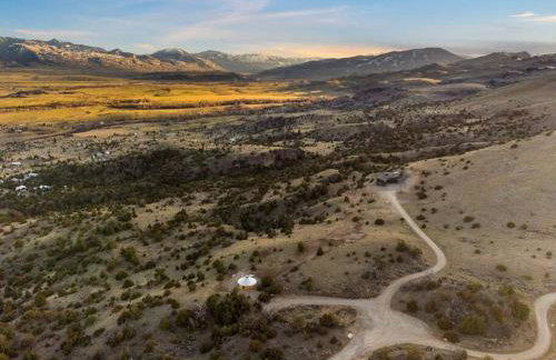 Mountain Yurt - Luxe Yellowstone Cabin I Condé Nast - Foto 2