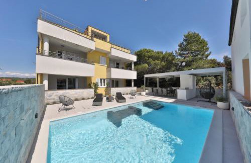 Luxury Villa Nada with Pool - Foto 1