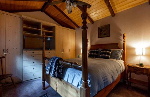 Chase's River Cabin - Hot-tub Firepit & Fireplace - Foto 18