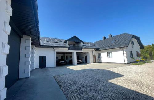 Luksusowa Ekskluzywna willa z sauną,siłownią dużym ekskluzywnym salonem na wyłączność eksluzywny duży dom 2 poziomy-dom nowoczesny styl elegancki 3 łazienki , sypialnia,salon, 2 duże garaże POMYSŁ NA JESIENNO ZIMOWY WYJAZD wolne terminy !! - Foto 11