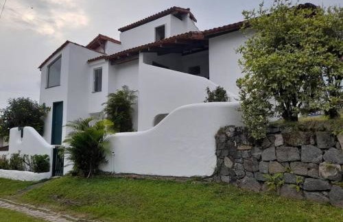 Casa Grega em Angra dos Reis com Piscina e Vista Espetacular - Foto 1