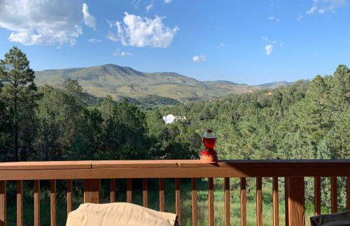 Docs Retreat in Ruidoso Downs with Mtn Views - Foto 32