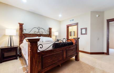 Timbers 1 Apartment - Photo 33