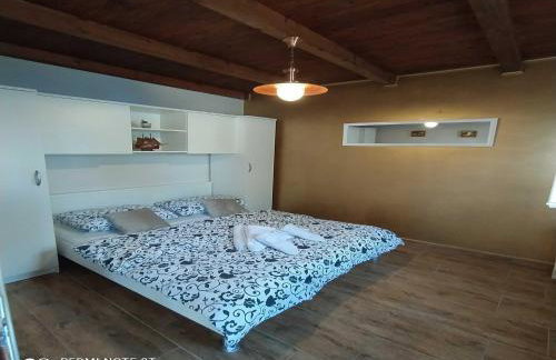 Holiday Home Luna - Two Bedroom Holiday Home With Sea View - Photo 8