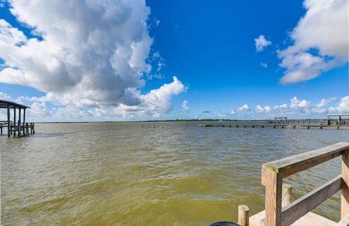 Galveston Bay Views and Pier! San Leon Gulf Getaway - Foto 34