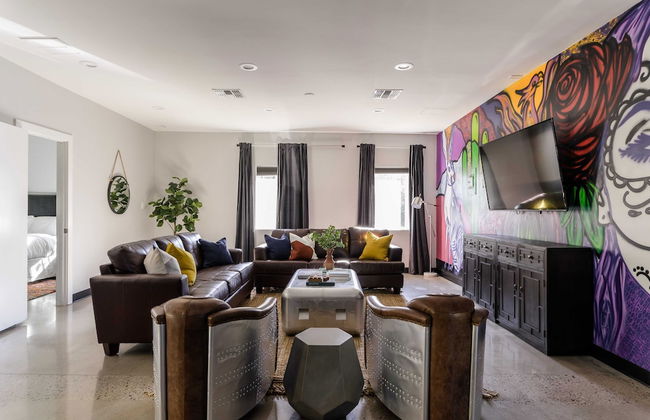 Luna by Avantstay Industrial Artist's Loft in Old Town w/ Billiards - Foto 22