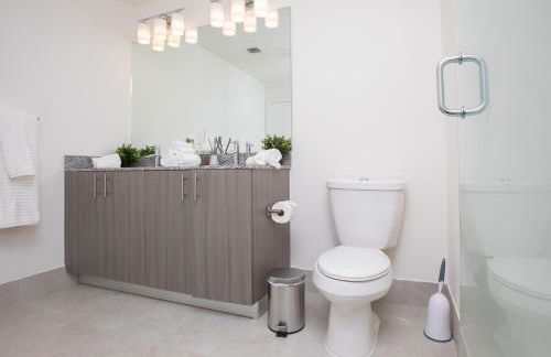 Luxury 1BD/1BT Apartment in Downtown Doral - Foto 11