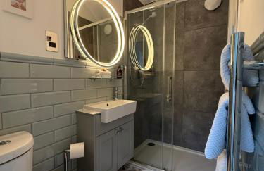 Tumpseys Hideaway with Hot Tub & Sunset Loch Views, Glencoe Near Fort William - Foto 12