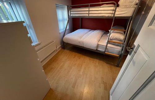 Ty Daisy, Gilwern - Foto 22