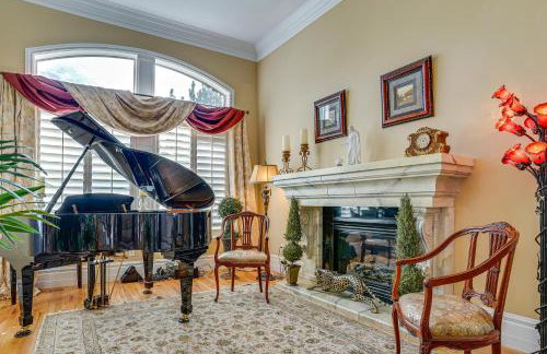 Elegant 6,300-Sq-Ft Family Home with Hot Tub in Orem - Photo 11