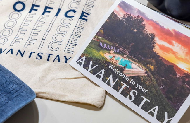 Astra Modern Midtown Retreat With Pool, Gym, & Steps to Dining & Broadway - Foto 23