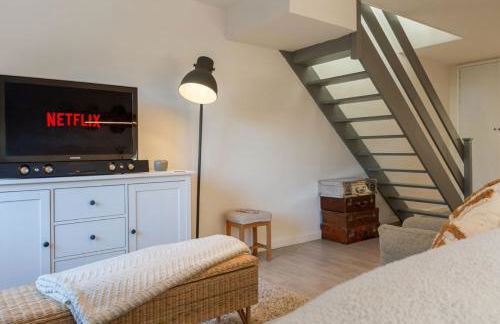 Modern 2 BD w/ Garden in the Heart of Tetbury! - Foto 16