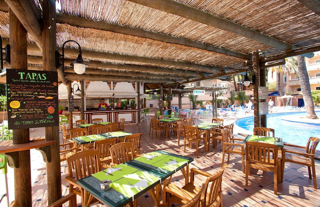 Aparthotel Aquasol - Photo 29