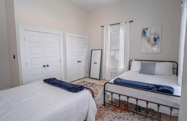 Incredible New 3BR 2BA Near Downtown - Foto 16