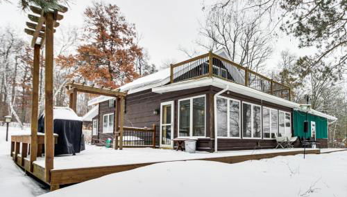Lakefront Brainerd Cabin w Deck, Fire Pit - Photo 3