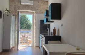 Central Studio Apartment - Photo 8