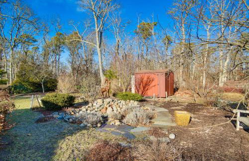 Ping-Pong and Backyard Spacious Chatham Retreat - Foto 29