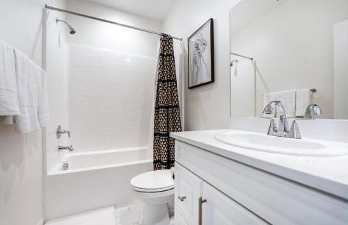 Brand New Stunning 4BR Townhome - Foto 18