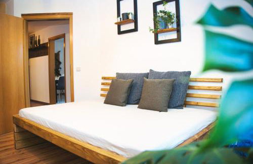 Apartment Bavaria - Zentral mit Stellplatz, Küche & Netflix - Foto 9