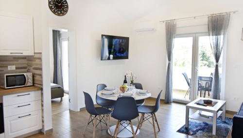 Modern holiday home with shared pool - Foto 3